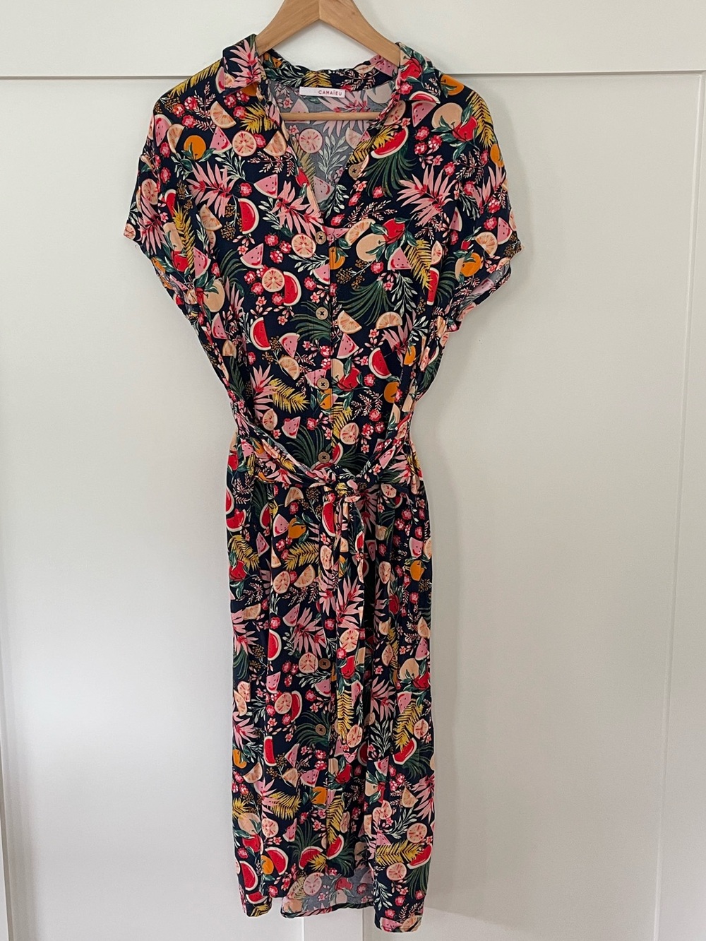 Casual Tie-Waist Midi Dress with Tropical Floral & Fruit Print - Navy/pink